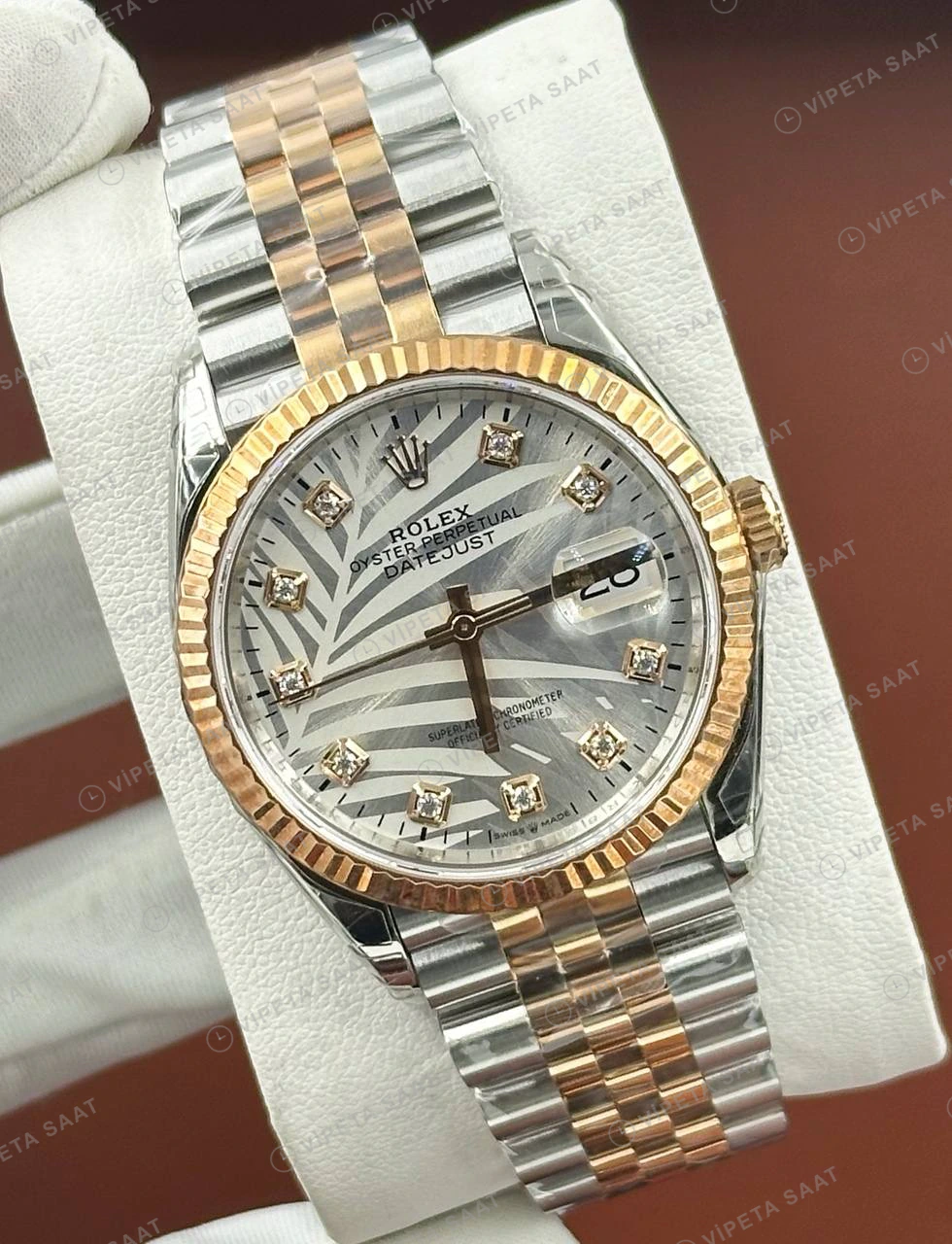 Rolex Datejust 126231 41 mm palm Yeşil Kadranlı Fluted Everose Super Clone Eta Saat detay 5