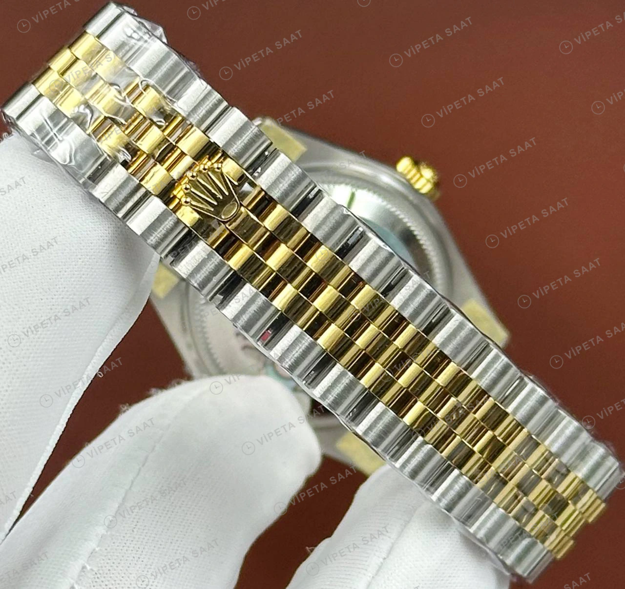 Rolex Datejust 126233 41 mm fluted Yeşil Kadranlı Pırlanta 2 Super Clone Eta Saat detay 4