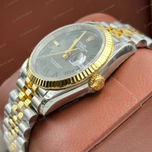 Rolex Datejust 126233 41 mm Gri Kadranlı Jubilee İki Renk Roma Super Clone Eta Saat karşıdan görünüm