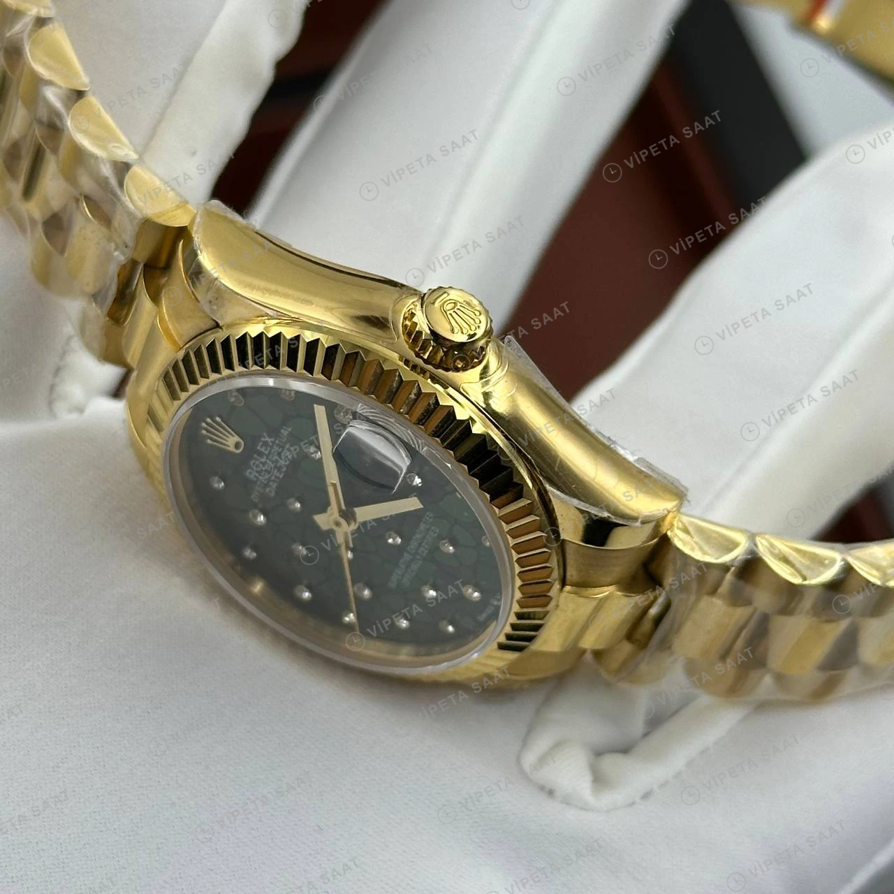 Rolex Datejust 126233 41 mm Yeşil Kadranlı Jubilee Sarı Altın Super Clone Eta Saat detay 3