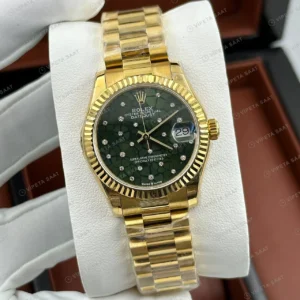 Rolex Datejust 31 mm 278278 Yeşil Kadranlı President Bilezik (Özel Varyant) Fluted (Yivli) Bezel 2236 Super Clone ETA Saat karşıdan görünüm
