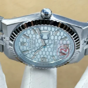 Rolex Datejust 126234 41 mm Buz Mavi Kadranlı Jubilee Super Clone Eta Saat karşıdan görünüm