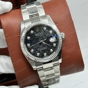 Rolex Datejust 36 mm 126200 Baton İndeksli Siyah Kadranlı Oyster Bilezik Smooth / Domed (Düz) Bezel 3235 Super Clone ETA Saat karşıdan görünüm