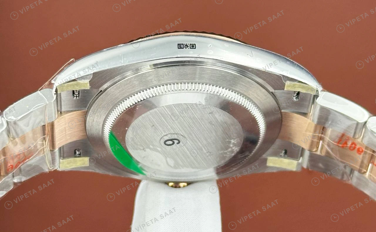 Rolex Datejust 41 mm 126331 Fluted Motif Kahve Kadranlı Jubilee Bilezik Fluted (Yivli) Bezel 3235 Super Clone ETA Saat detay 6