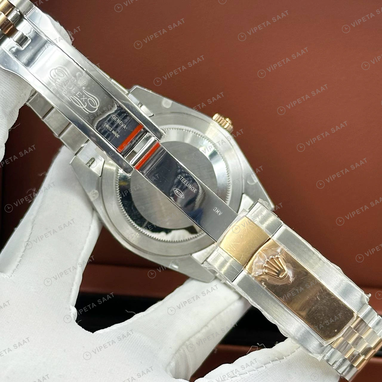 Rolex Datejust 41 mm 126331 Fluted Motif Baton İndeksli Koyu Gri Kadranlı Jubilee Bilezik Fluted (Yivli) Bezel 3235 Super Clone ETA Saat detay 5