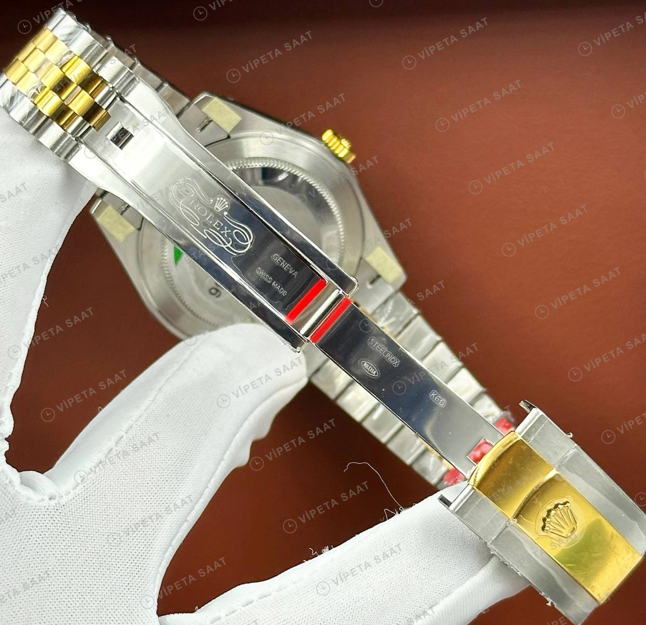 Rolex Datejust 41 mm 126333 Baton İndeksli Şampanya Kadranlı Jubilee Bilezik Fluted (Yivli) Bezel 3235 Super Clone ETA Saat detay 6