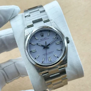 Rolex Datejust 36 mm 126200 Buz Mavi Kadranlı Oyster Bilezik Smooth / Domed (Düz) Bezel 3235 Super Clone ETA Saat karşıdan görünüm