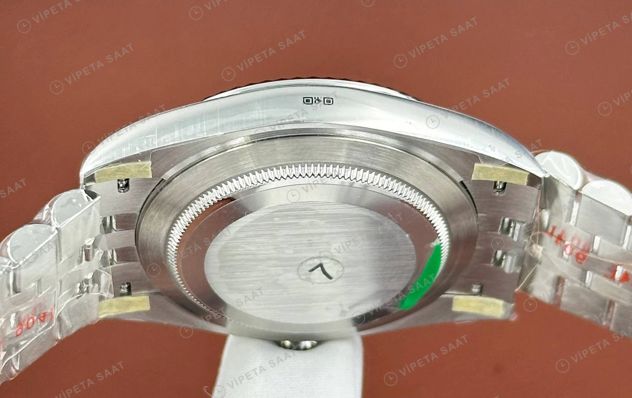 Rolex Datejust 41 mm 126334 Pırlanta İndeksli Siyah Kadranlı Jubilee Bilezik Fluted (Yivli) Bezel 3235 Super Clone ETA Saat detay 6