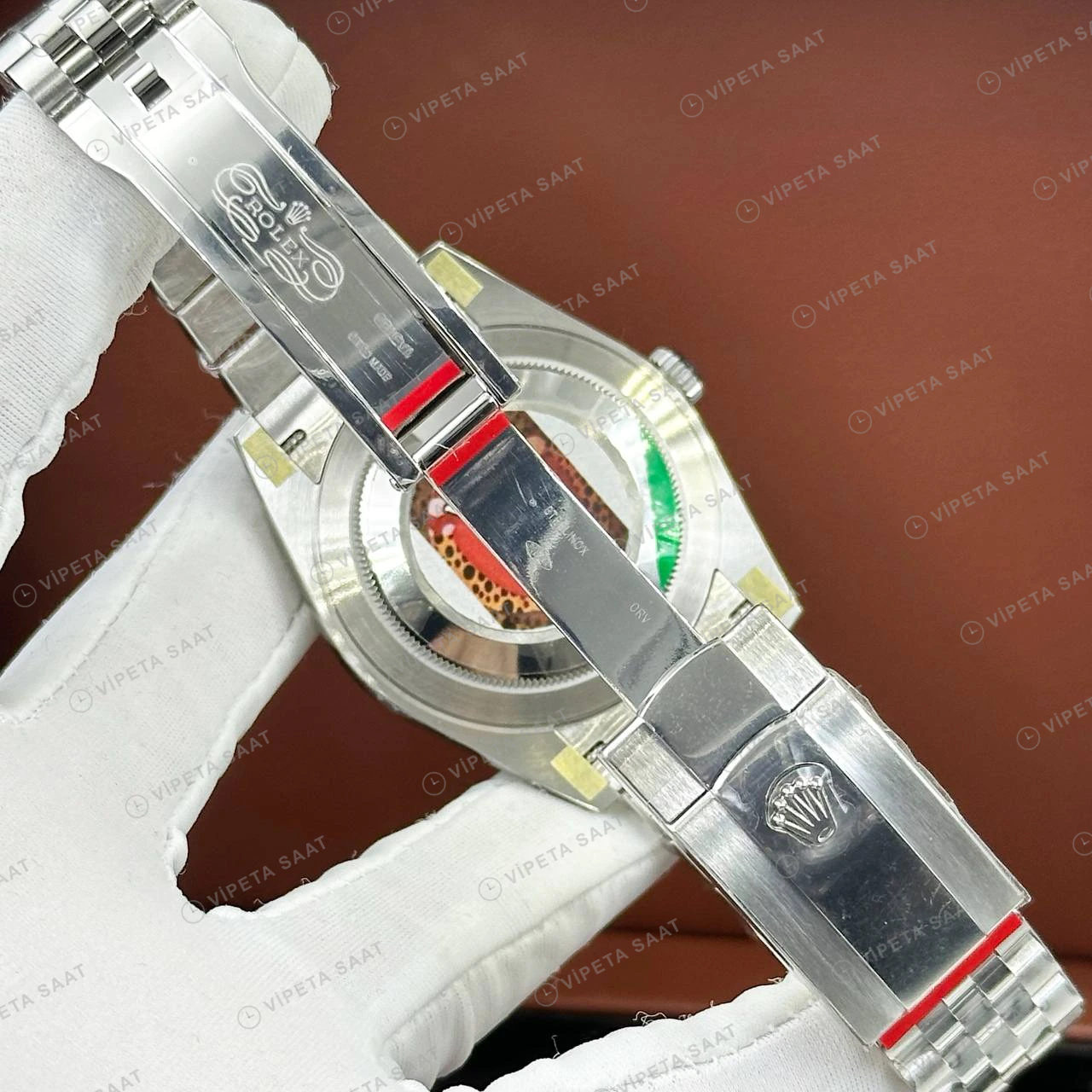 Rolex Datejust 41 mm 126334 Pırlanta İndeksli Sedef Kadranlı Jubilee Bilezik Fluted (Yivli) Bezel 3235 Super Clone ETA Saat detay 5