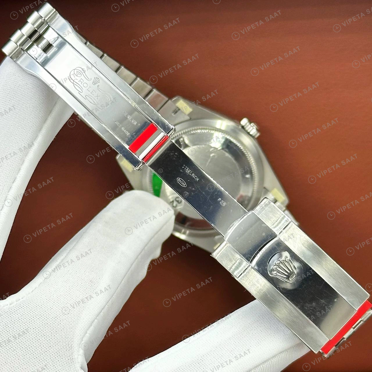Rolex Datejust 36 mm 126234 Roma Rakamlı Beyaz Kadranlı Jubilee Bilezik Fluted (Yivli) Bezel 3235 Super Clone ETA Saat detay 6