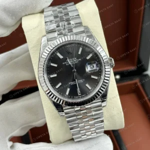 Rolex Datejust 36 mm 126234 Baton İndeksli Siyah Kadranlı Jubilee Bilezik Fluted (Yivli) Bezel 3235 Super Clone ETA Saat karşıdan görünüm