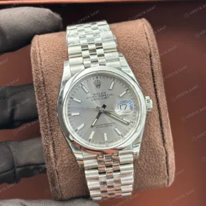Rolex Datejust 36 mm 126200 Baton İndeksli Gri Kadranlı Jubilee Bilezik Smooth / Domed (Düz) Bezel 3235 Super Clone ETA Saat karşıdan görünüm