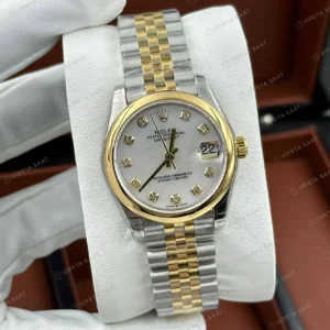 Rolex Datejust 31 mm 278243 Pırlanta İndeksli Gümüş Kadranlı Jubilee Bilezik Smooth / Domed (Düz) Bezel 2236 Super Clone ETA Saat karşıdan görünüm