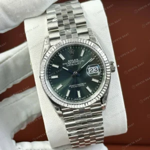 Rolex Datejust 36 mm 126234 Koyu Yeşil Kadranlı Jubilee Bilezik Fluted (Yivli) Bezel 3235 Super Clone ETA Saat karşıdan görünüm