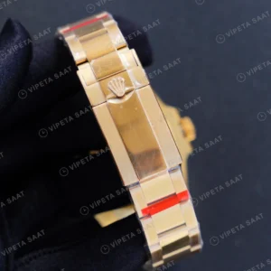 Rolex GMT-Master II Baget Siyah Super Clone ETA Saat karşıdan görünüm