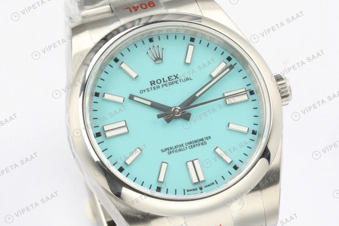Rolex Oyster Perpetual Buz Mavi 41mm Oyster Super Clone ETA Saat karşıdan görünüm