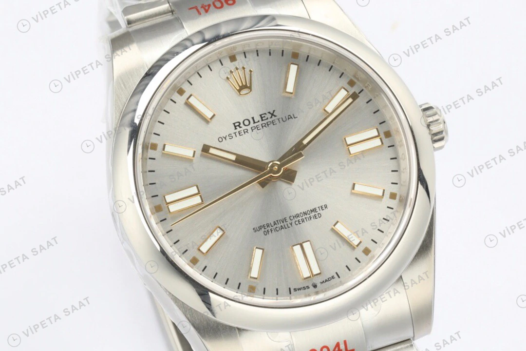 Rolex Oyster Perpetual Gümüş 41mm Oyster Super Clone ETA Saat karşıdan görünüm