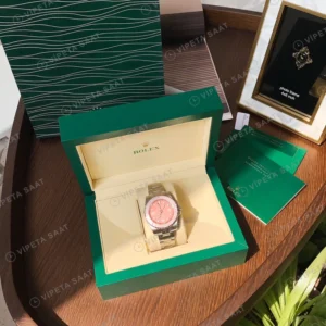Rolex Submariner Pembe Super Clone ETA Saat karşıdan görünüm