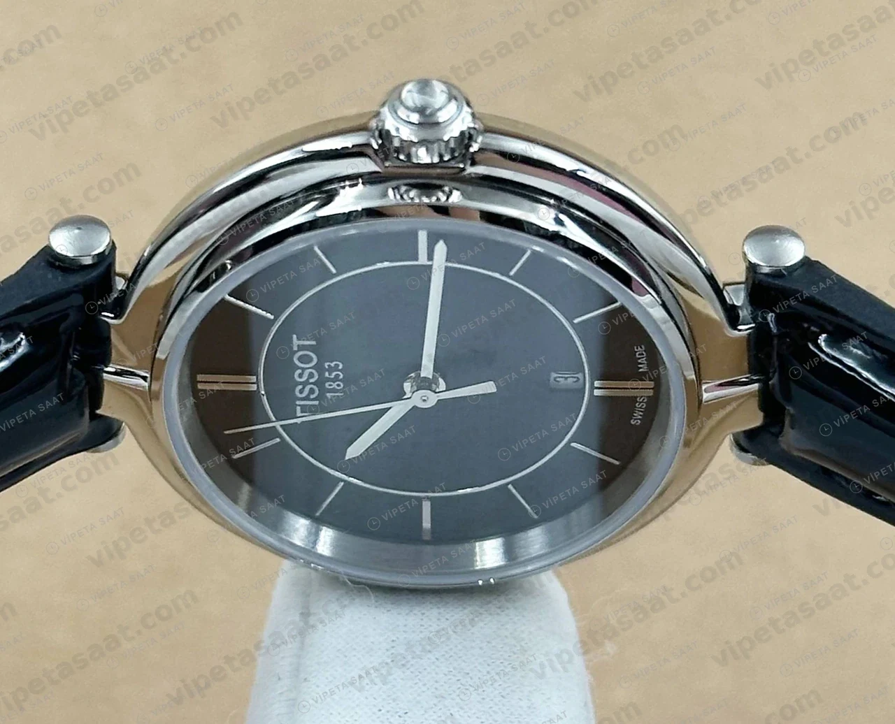 Tissot Lady Siyah Kadran Deri Yuvarlak Eta Saat kordon detayı