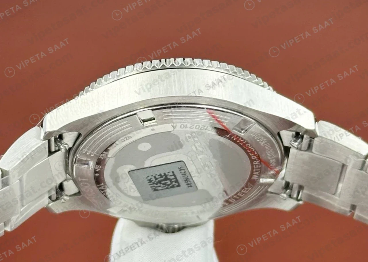 Tissot PRC 200 Beyaz Kronograf Çelik Eta Saat yan profil