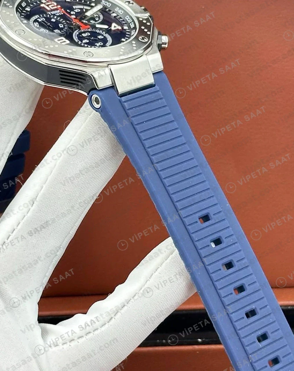 Tissot PRS 516 Mavi Kronograf Kauçuk Pilot Eta Saat kadran detayı