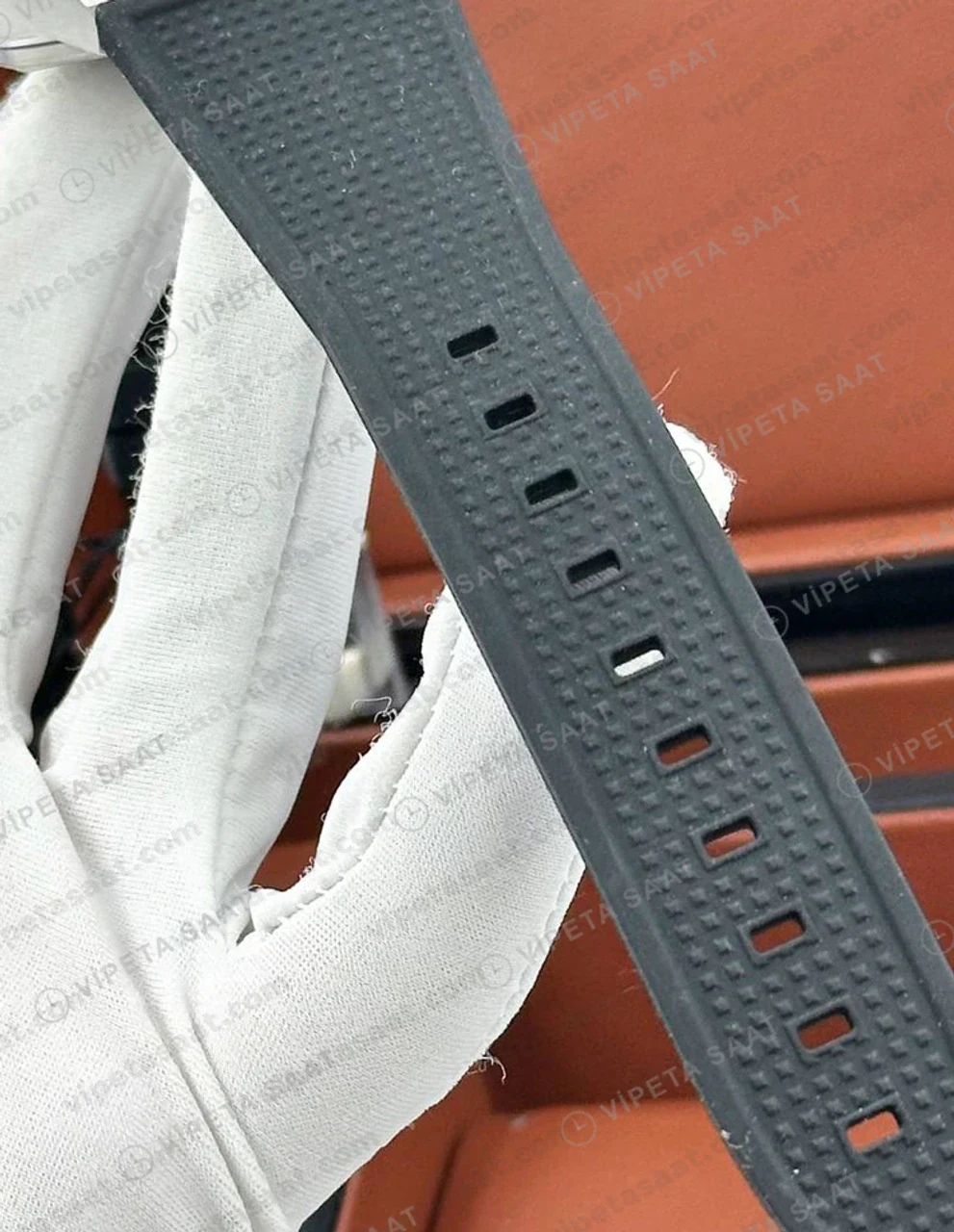 Tissot PRX Siyah Kadran Kauçuk Gunduz Eta Saat profil