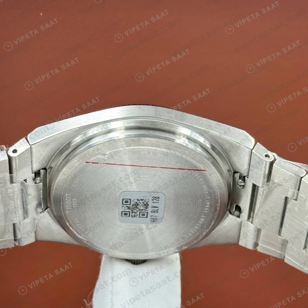 Tissot PRX Yeşil Kadran Çelik Bileklik Eta Saat kadran detayı