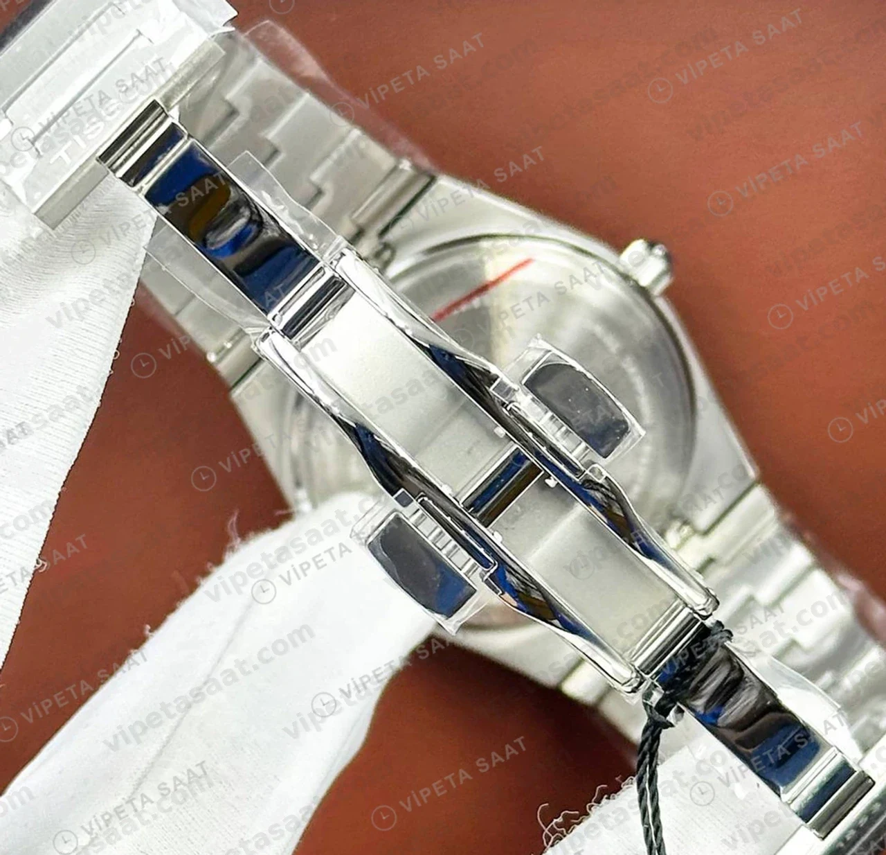 Tissot PRX Yeşil Kadran Çelik Saf Eta Saat detay görünüm