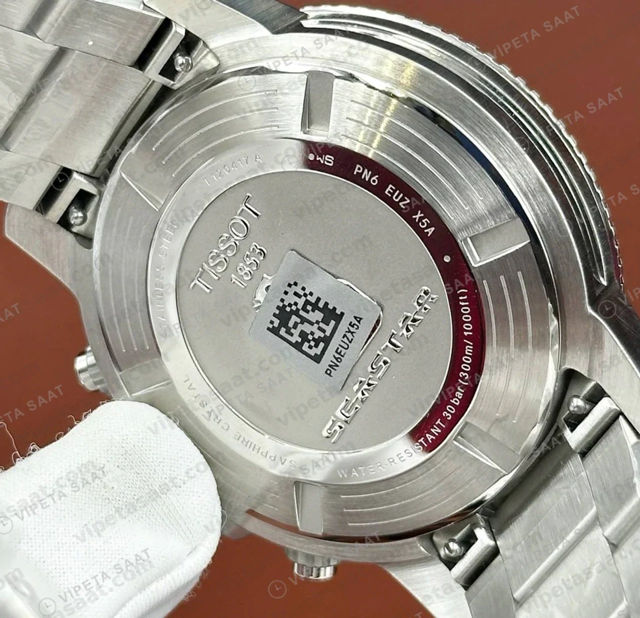 Tissot Seastar Siyah Kronograf Çelik Bileklik Gece Eta Saat kadran detayı