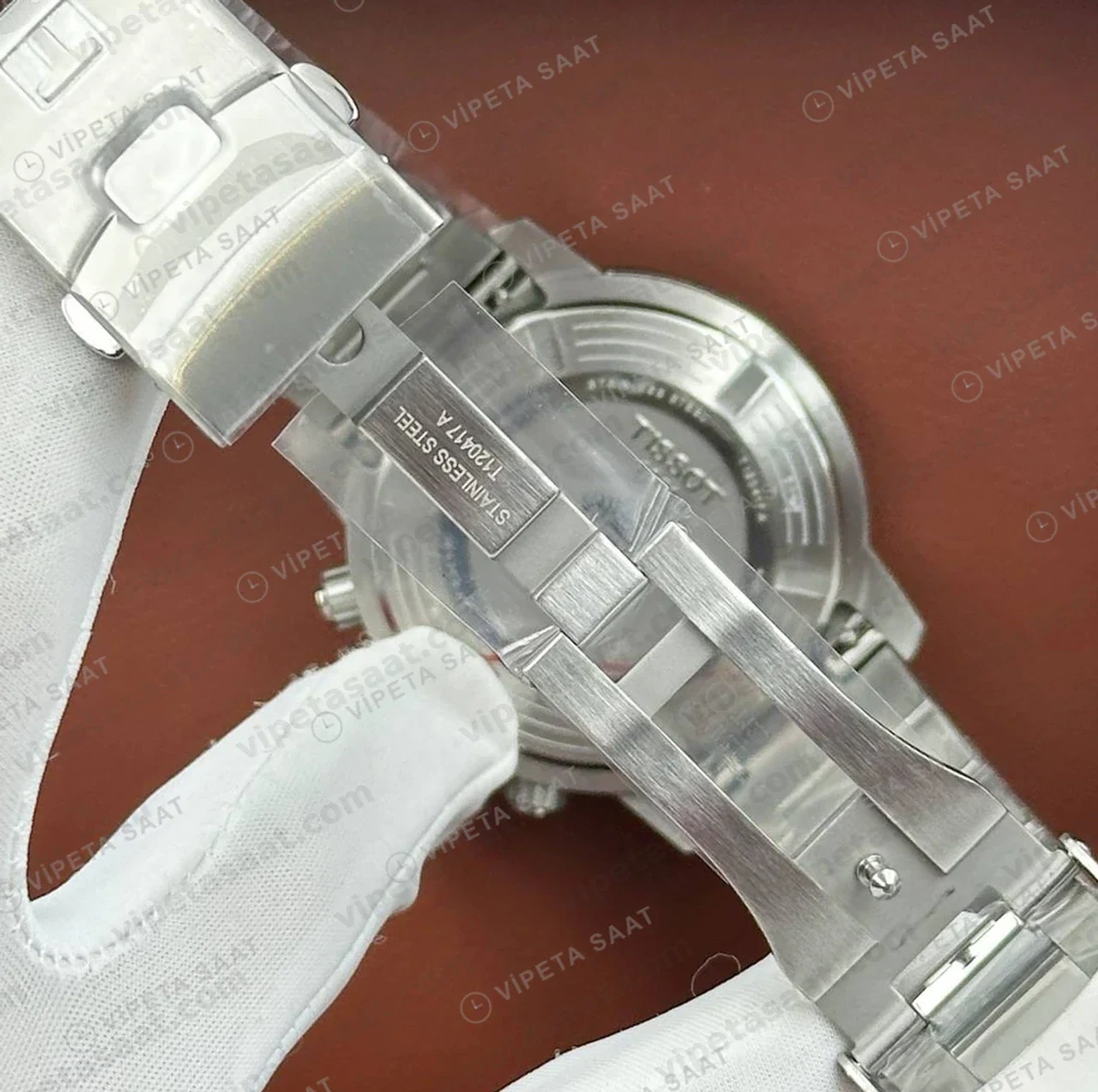 Tissot Seastar Siyah Kronograf Kırmızı Bezel Bileklik Eta Saat kadran detayı
