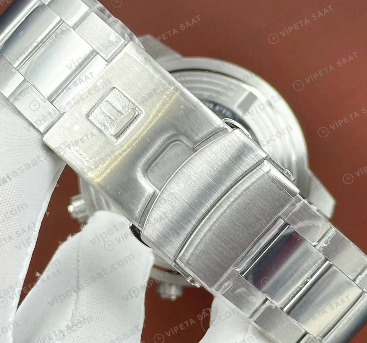 Tissot Seastar Siyah Kronograf Kırmızı Bezel Bileklik Eta Saat profil