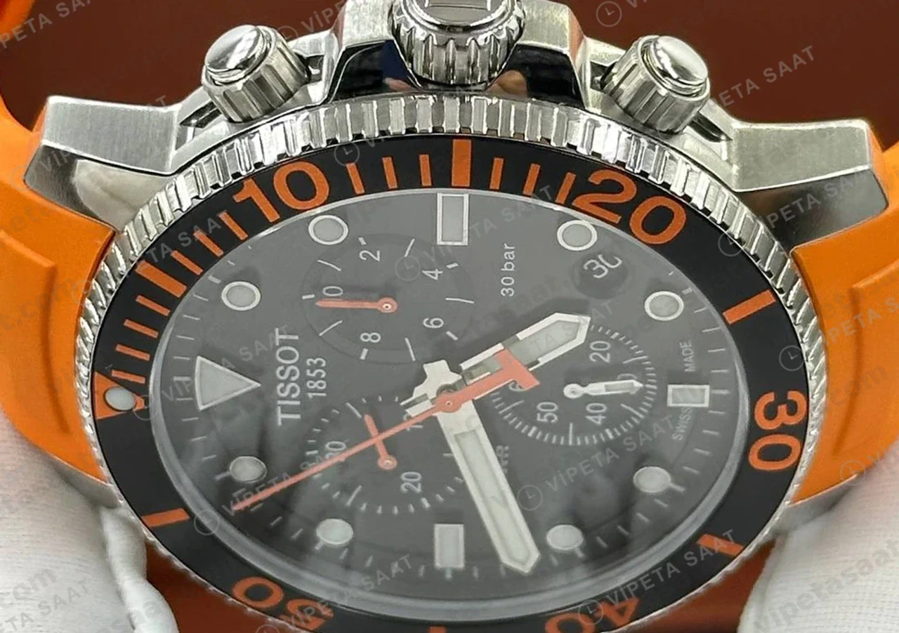 Tissot Seastar Siyah Kronograf Turuncu Kauçuk Eta Saat detay görünüm