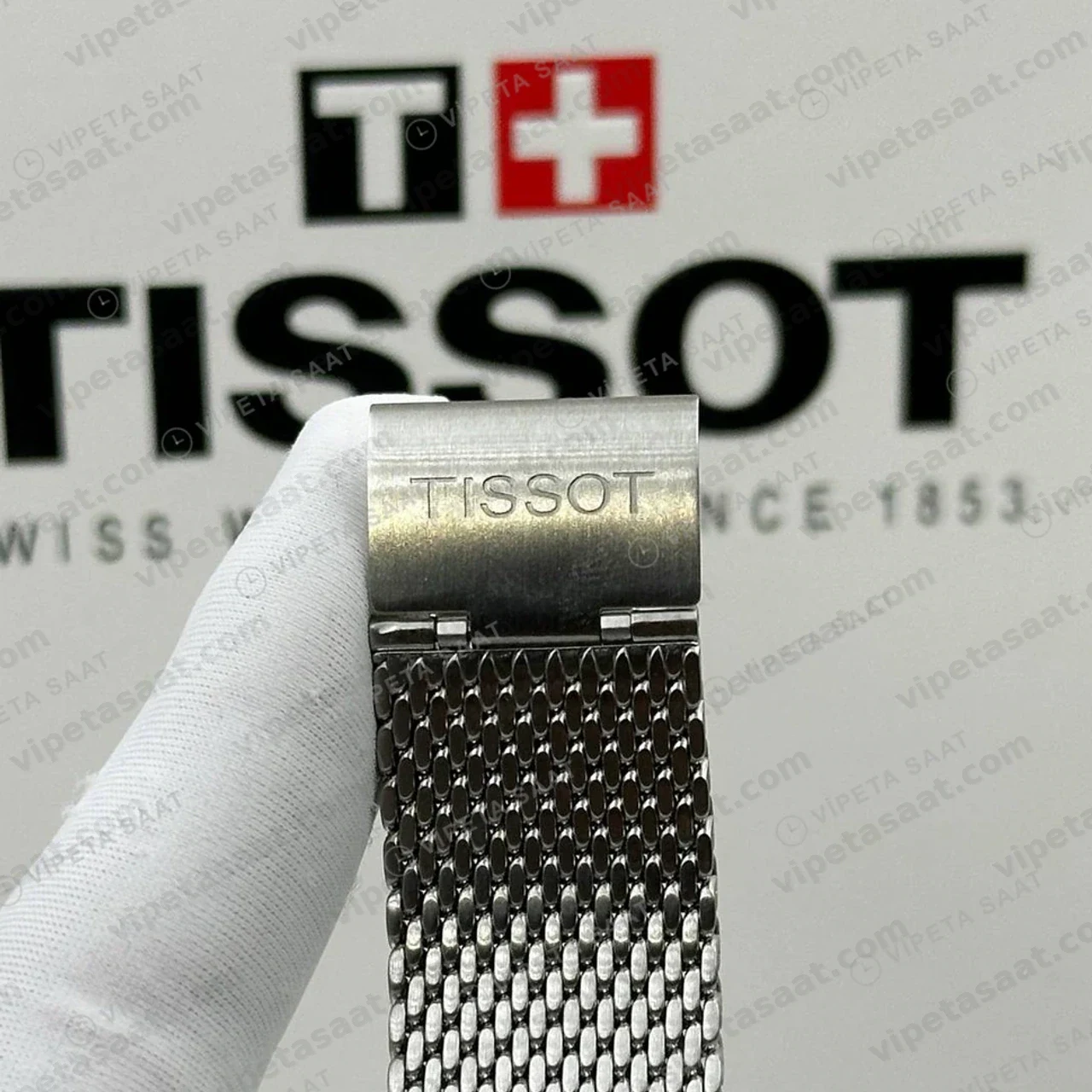 Tissot Seastar Yeşil Kronograf Kauçuk Siyah Eta Saat kordon detayı