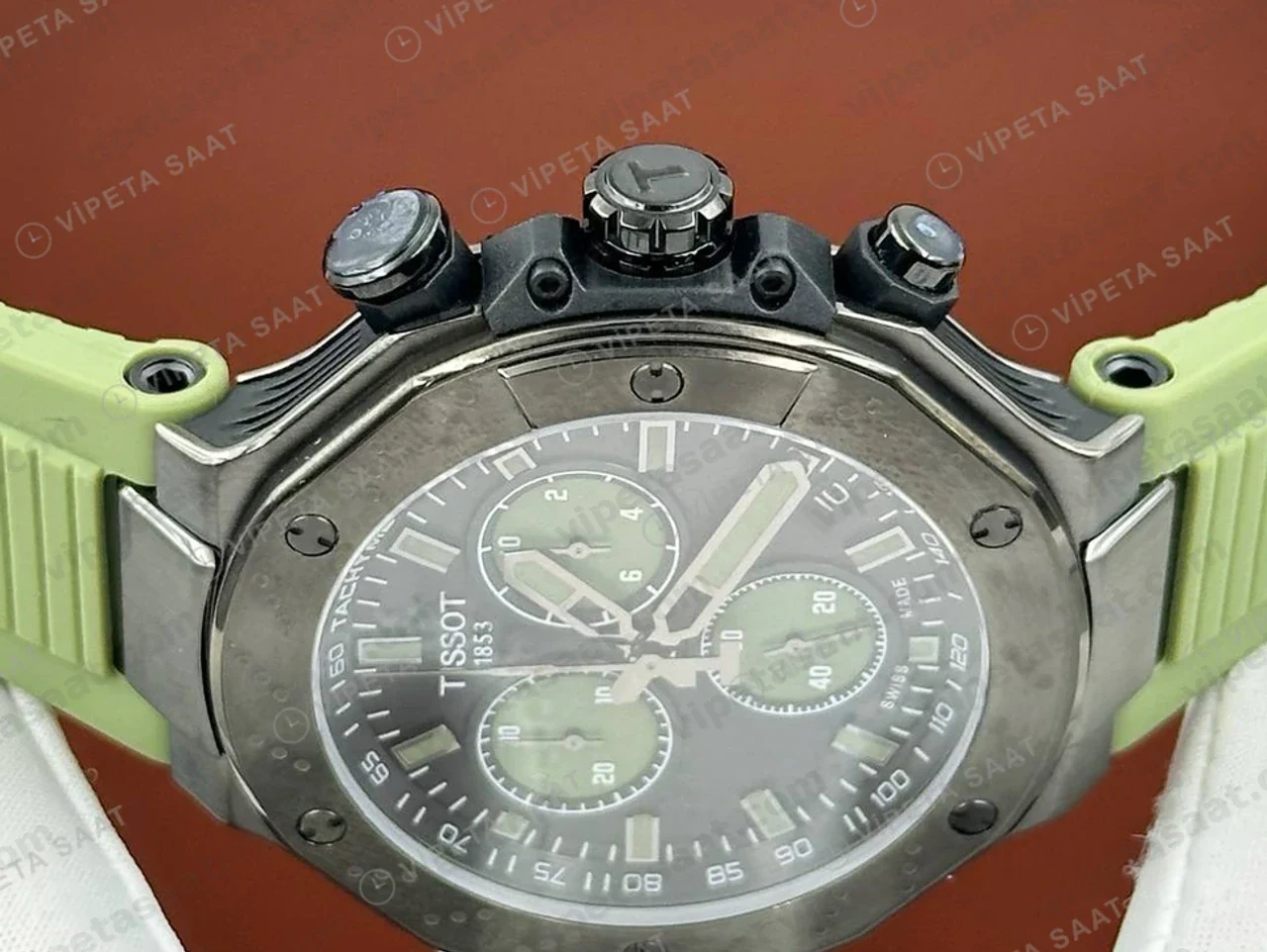 Tissot Supersport Mavi Kronograf Eta Saat kordon detayı
