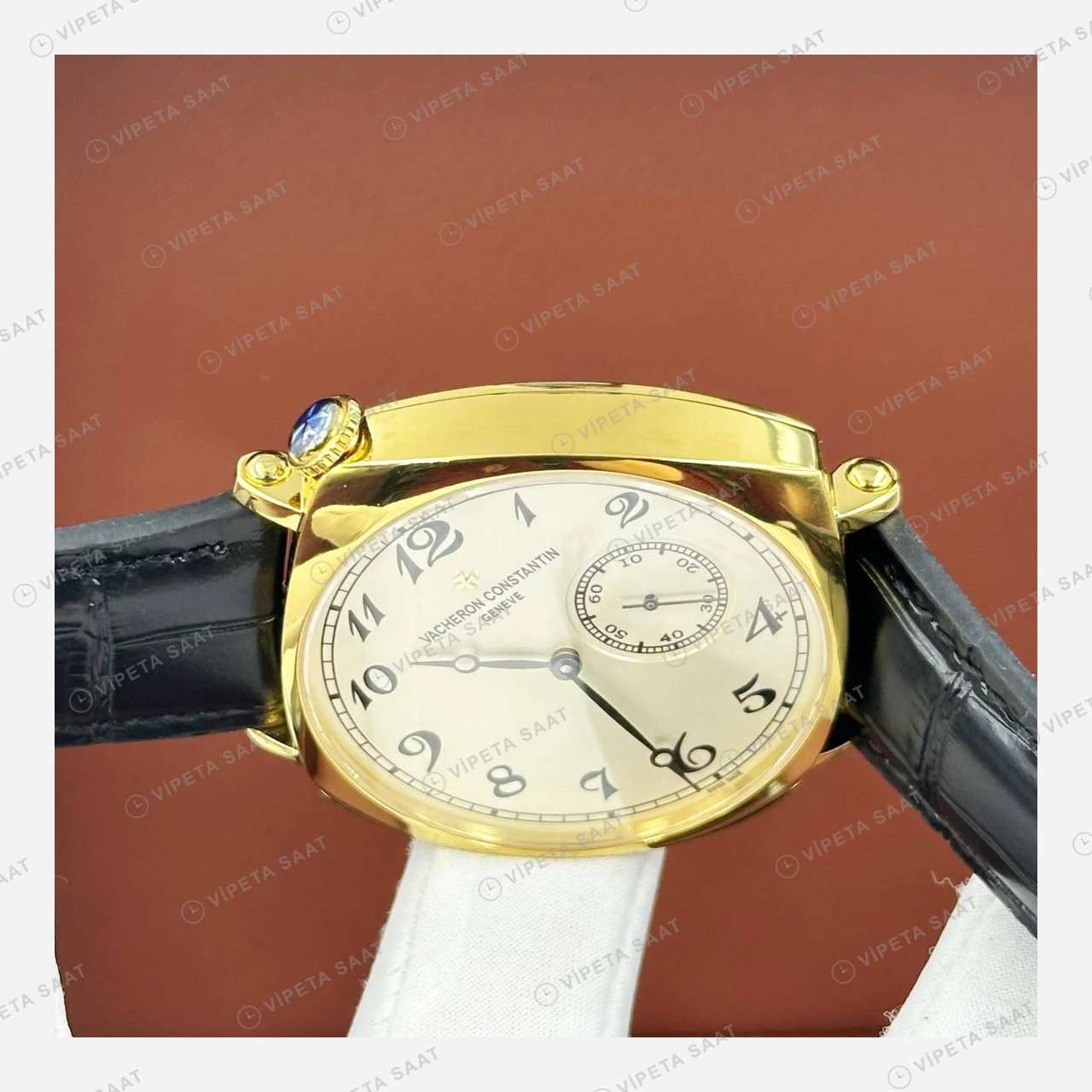 Vacheron Constantin 40 mm Historiques American 1921 Altın Beyaz Kadran Deri Super Clone ETA Eta Saat yan görünüm