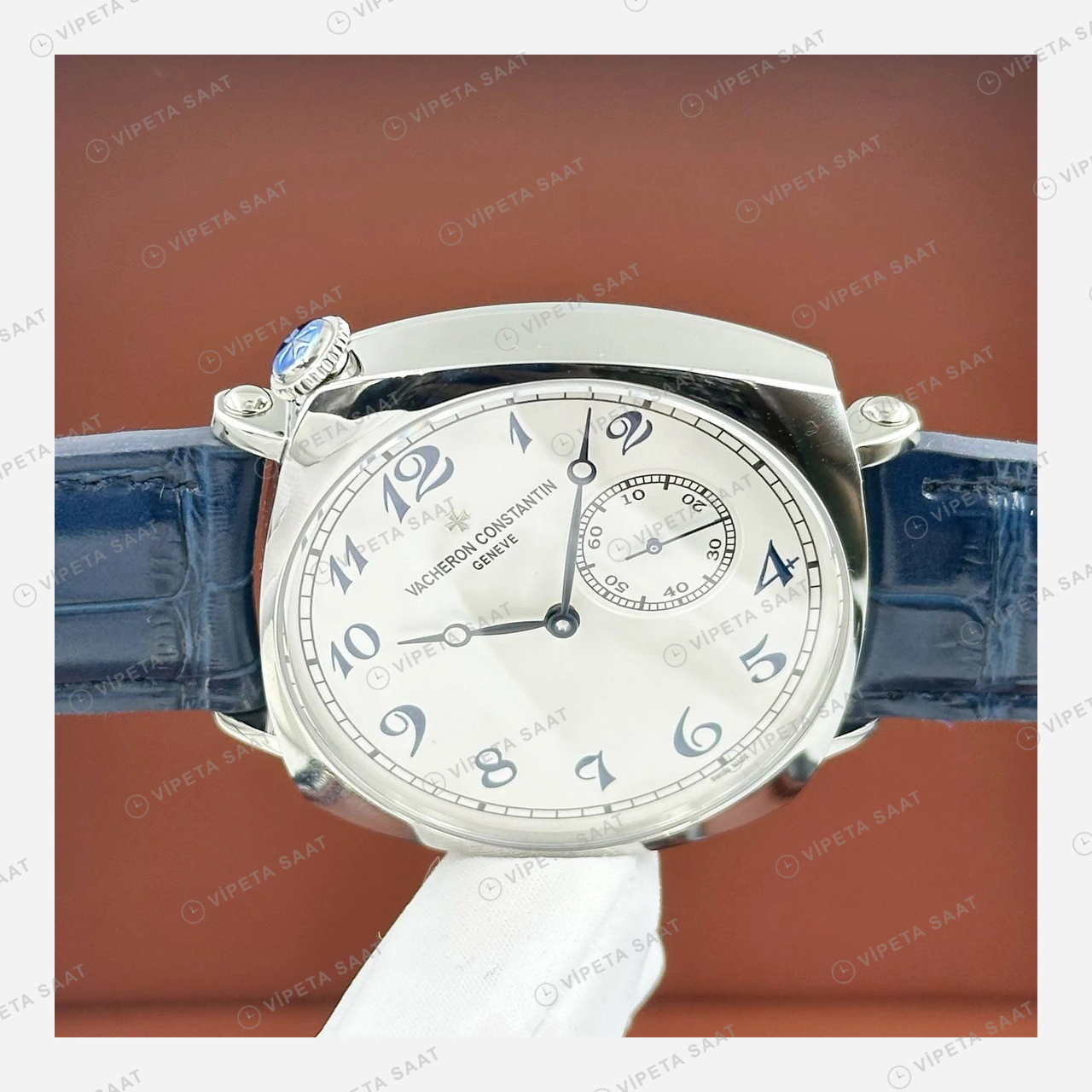 Vacheron Constantin 40 mm Historiques American 1921 Beyaz Kadran Mavi Akrep Deri Super Clone ETA Eta Saat detay 4