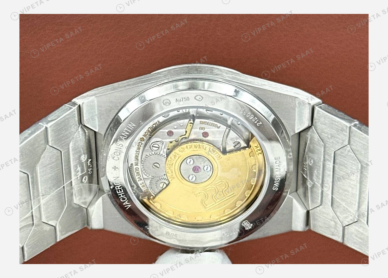 Vacheron Constantin 41 mm Overseas Mavi Kadran Çelik Parlak Super Clone ETA Eta Saat yan görünüm