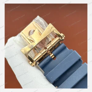 Vacheron Constantin 41 mm Overseas Rose Mavi Ay Evreli Kauçuk Super Clone ETA Eta Saat karşıdan görünüm