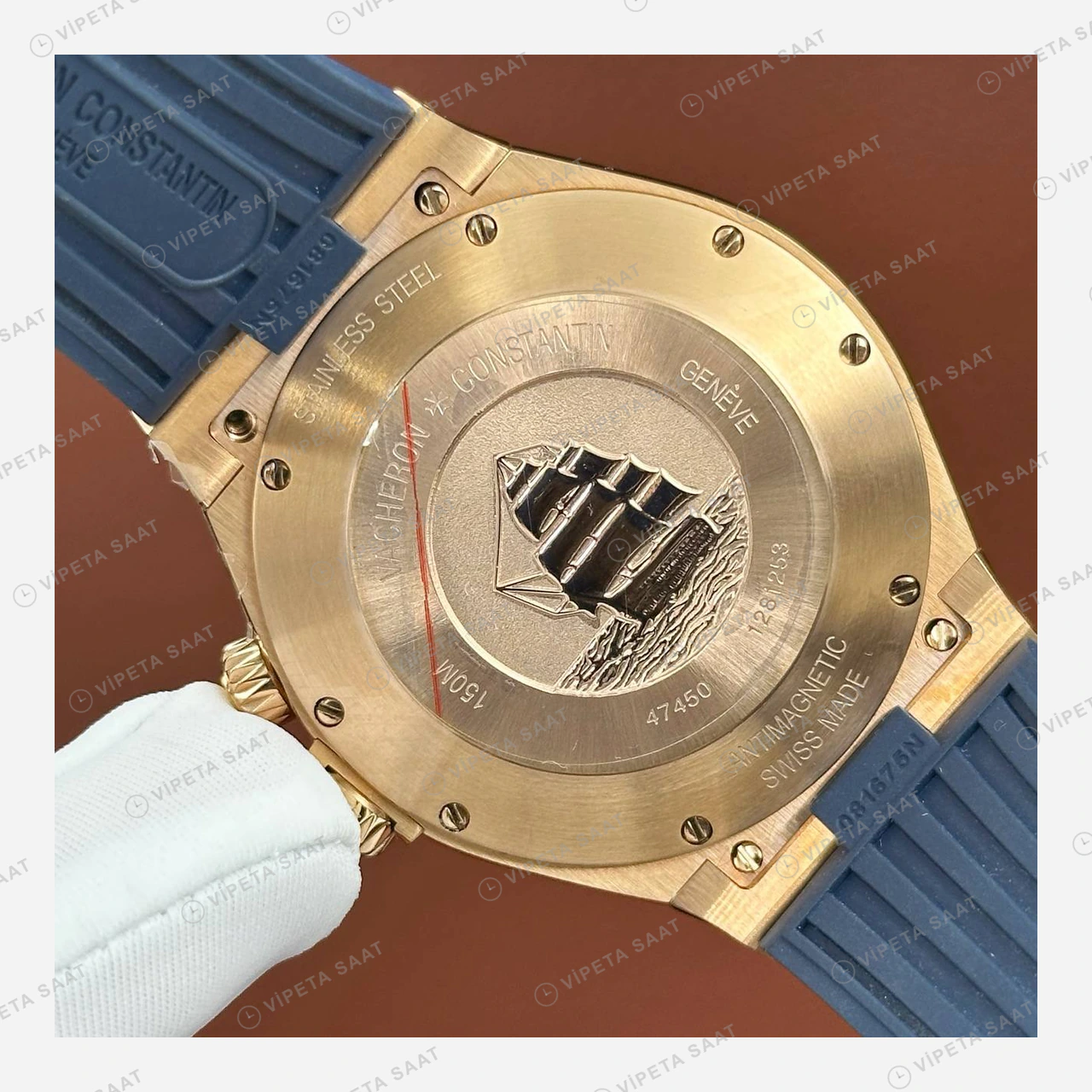 Vacheron Constantin 41 mm Overseas Rose Mavi Ay Evreli Kauçuk Super Clone ETA Eta Saat detay 6