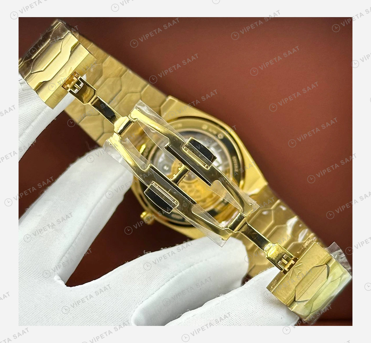 Vacheron Constantin 41 mm Overseas Şampanya Kadran Altın Super Clone ETA Eta Saat detay 4