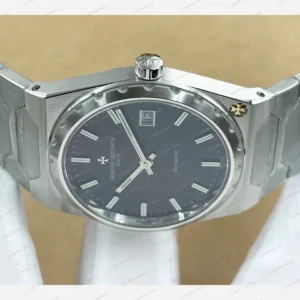 Vacheron Constantin 41 mm Overseas Siyah Kadran Çelik Parlak Super Clone ETA Eta Saat karşıdan görünüm