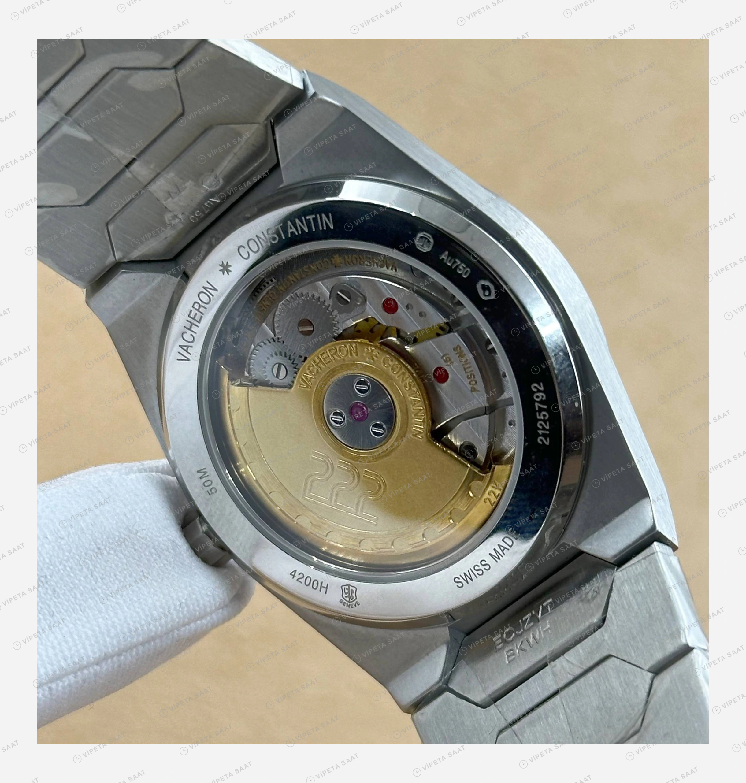 Vacheron Constantin 41 mm Overseas Siyah Kadran Çelik Super Clone ETA Eta Saat detay 4