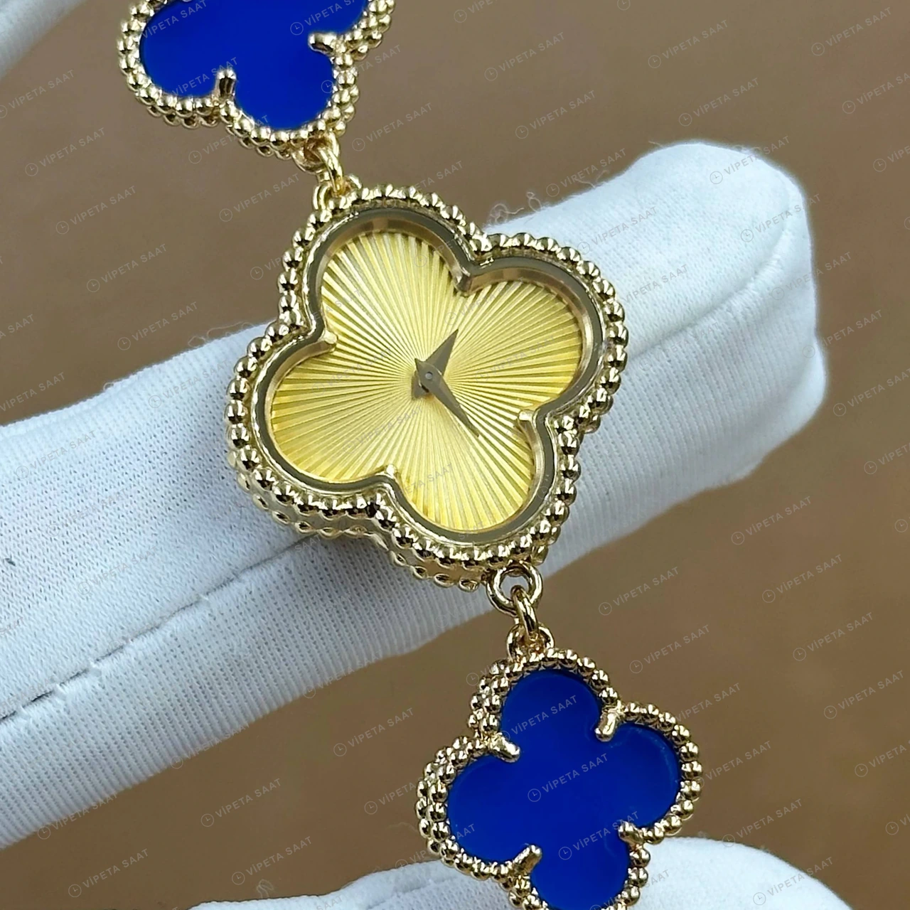 Van Cleef Alhambra Mavi Kadran Bileklik Super Clone ETA Saat detay 7