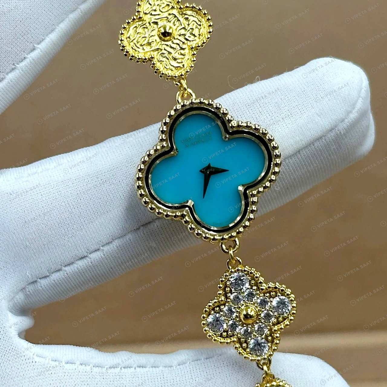 Van Cleef Alhambra Turkuaz Kadran Bileklik Parlak Super Clone ETA Saat detay 6