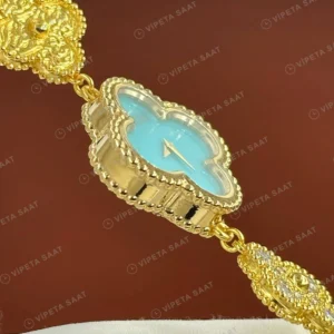 Van Cleef Alhambra Turkuaz Kadran Bileklik Super Clone ETA Saat karşıdan görünüm