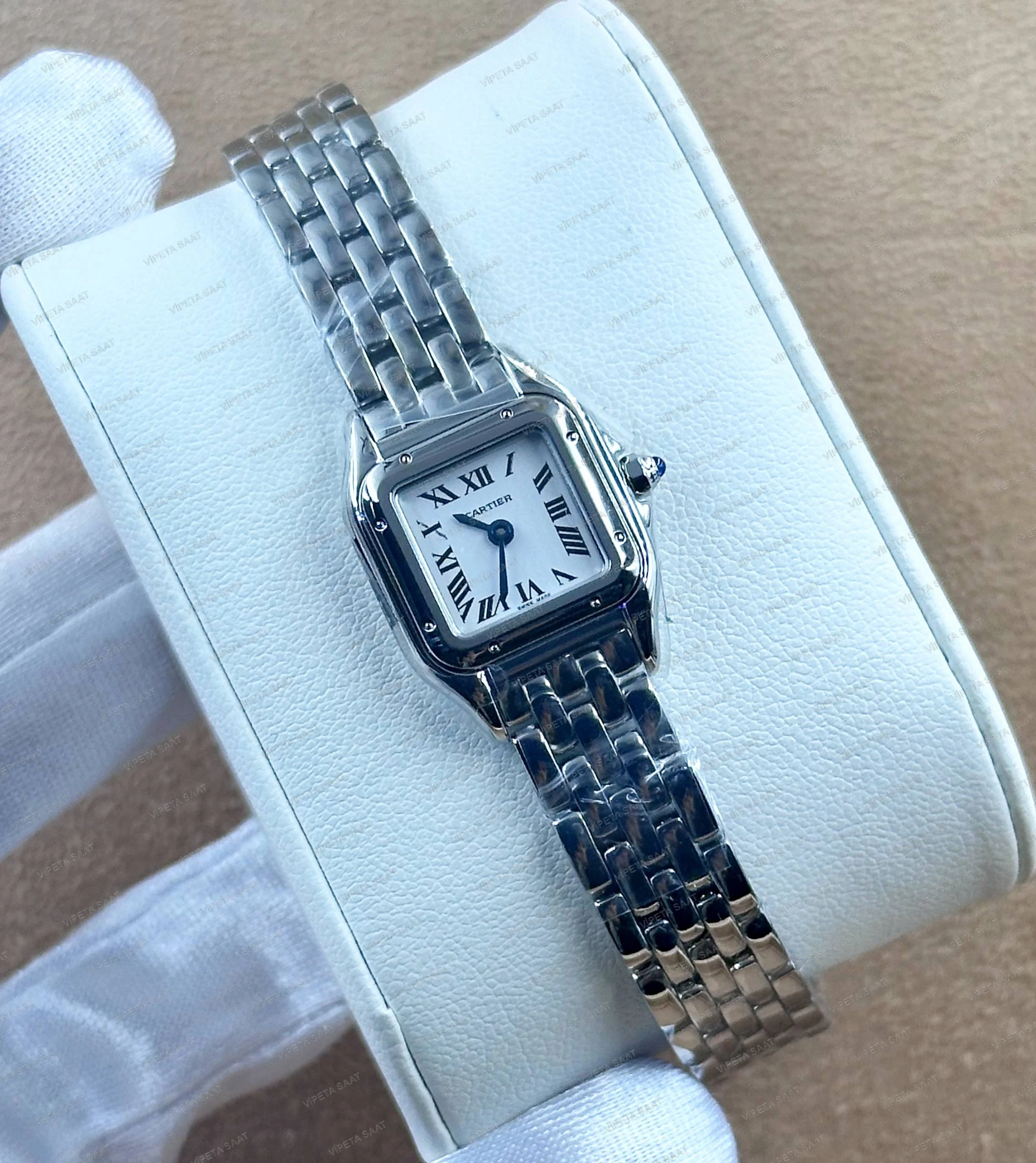 Cartier Panthère de Cartier WSPN0006 22 MM Beyaz Roma Rakamlı Kadran Çelik Bilezik Bayan Super Clone ETA Saat - Görsel 2