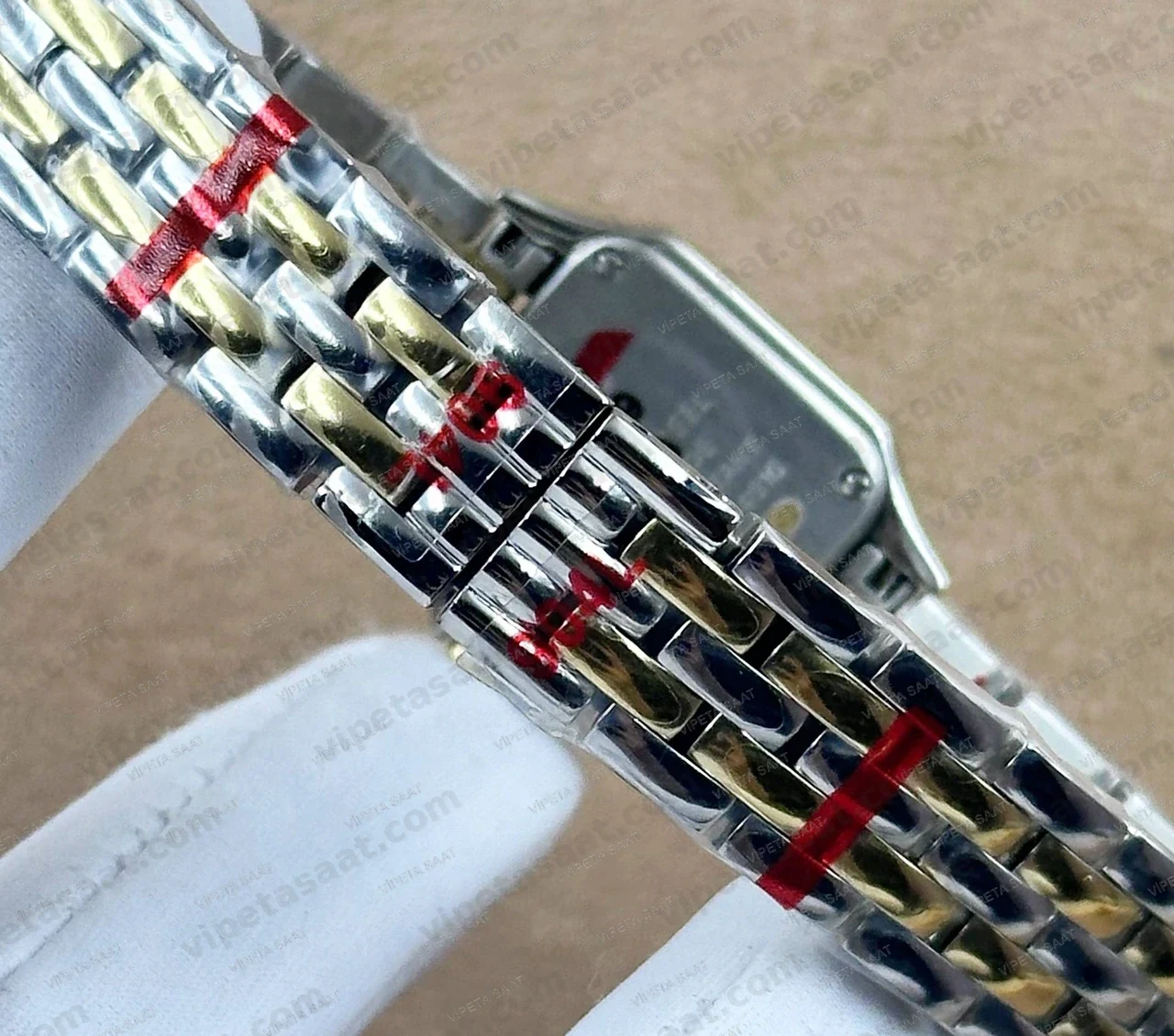 Cartier Panthere Pırlanta Bezel Beyaz Roma Rakamlı Kadran Two Tone Sarı Altın Çelik Bilezik Bayan Super Clone ETA Saat - Görsel 7