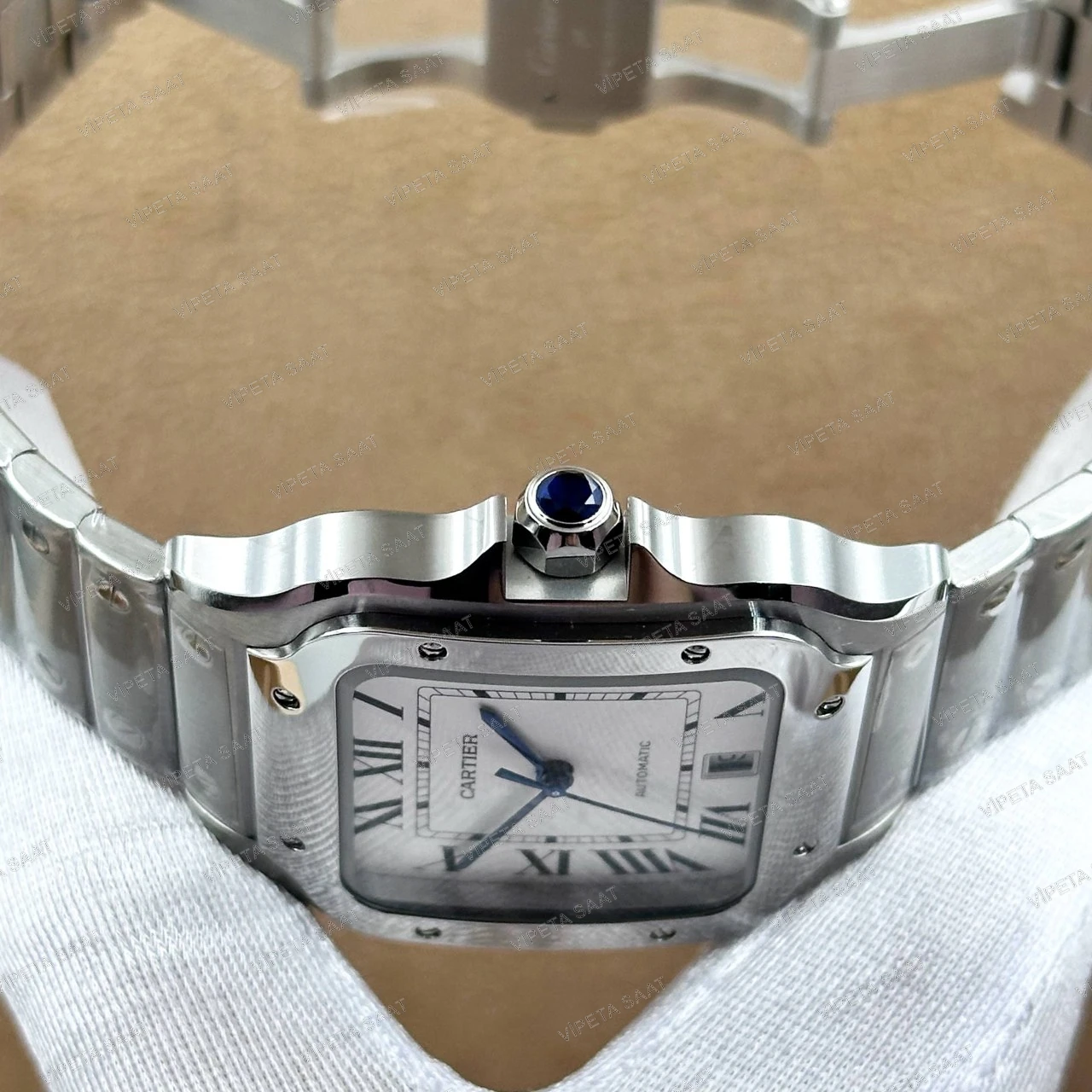 Cartier Santos de Cartier Large WSSA0018 39.8 MM Beyaz Roma Rakamlı Kadran Çelik Bilezik ve Deri Kordon Setli Super Clone ETA Saat Detay Görsel 2