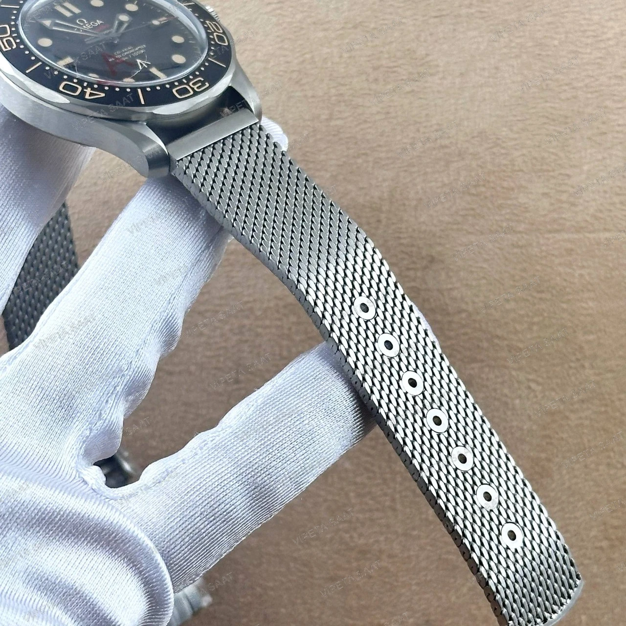 Omega Seamaster Diver 300M 007 Edition 42 MM Kahve Tropikal Kadran Hasır Titanyum Bilezik Super Clone ETA Saat - Görsel 6
