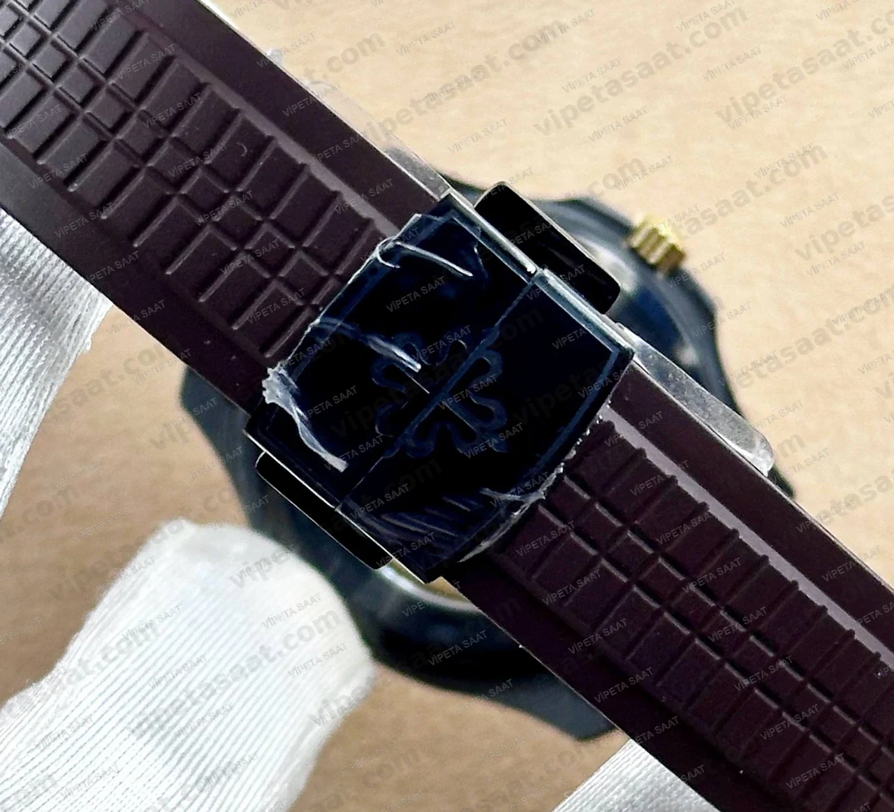 Patek Philippe Aquanaut 5167 41 mm Krem Kadran Arap Rakamlı Rose Gold Siyah Bezel Kahverengi Kauçuk Super Clone ETA Saat - Görsel 7